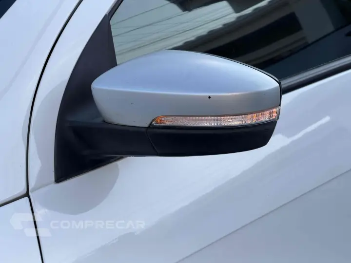 SAVEIRO 1.6 CROSS CE 8V FLEX 2P MANUAL