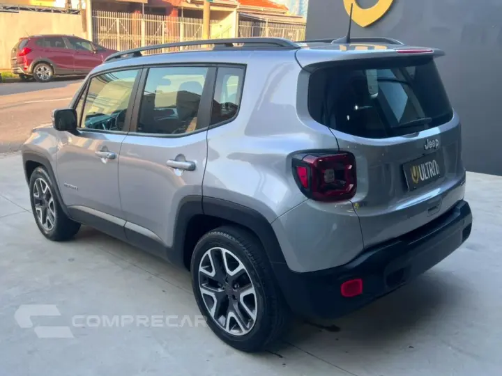 Renegade Longitude 1.8 4x2 Flex 16V Aut.