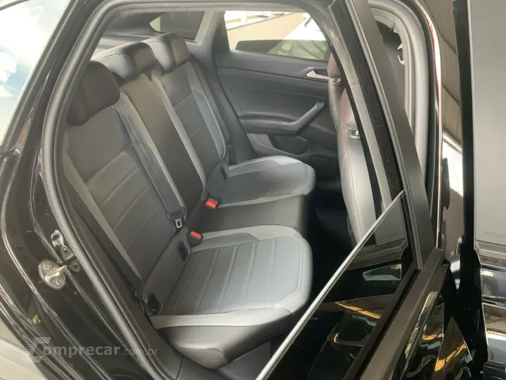 Nivus Highline 1.0 200 TSI Flex Aut.