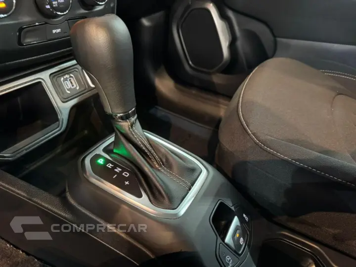 Renegade Sport T270 1.3 TB 4x2 Flex Aut.