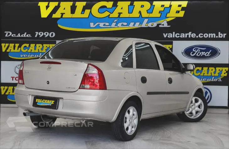 CORSA 1.8 MPFI Sedan 8V