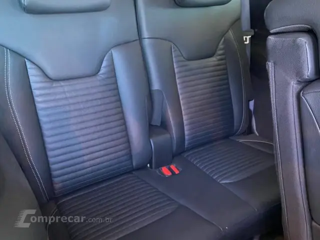 COMMANDER - 1.3 T270 TURBO LONGITUDE AT6