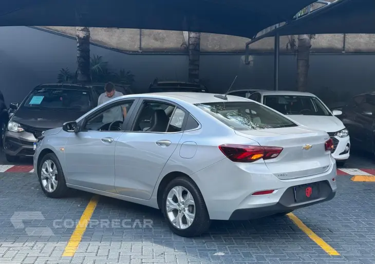 ONIX 1.0 Turbo Plus Premier