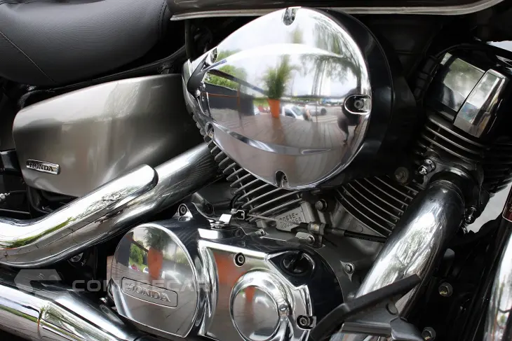HONDA SHADOW 750