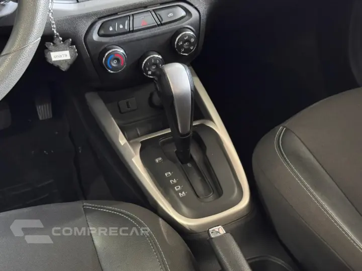 ONIX 1.4 MPFI ADVANTAGE 8V FLEX 4P AUTOMÁTICO