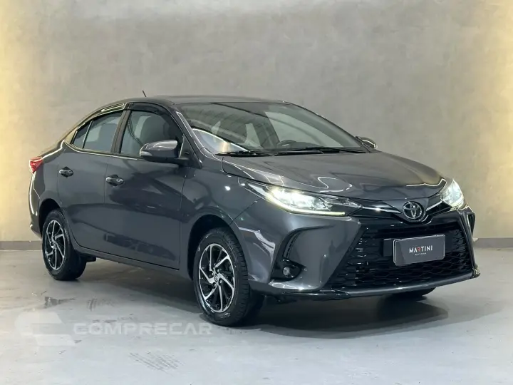 YARIS XLS Sedan 1.5 Flex 16V 4p Aut.