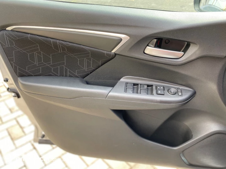 FIT 1.4 LX 16V