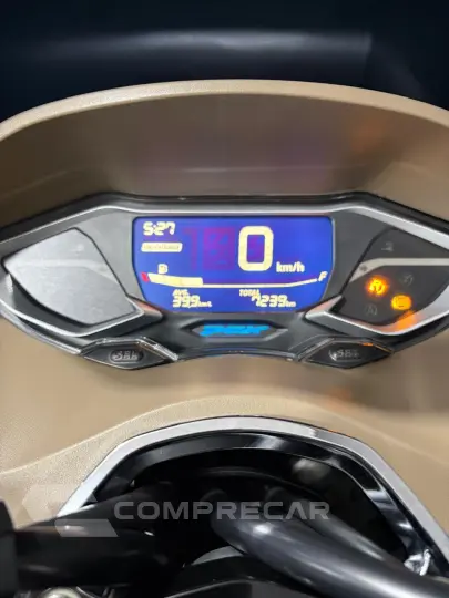 PCX 160 DLX ABS