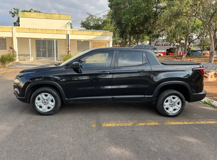 Toro Freedom 1.8 AT6 4x2 (Flex)