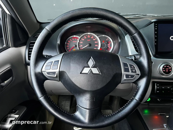 L200 TRITON 3.5 HPE 4X4 CD V6 24V FLEX 4P AUTOMÁTICO