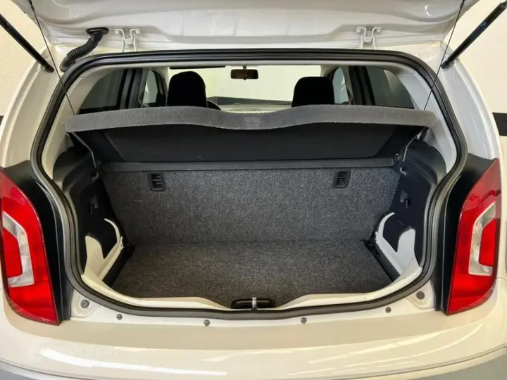 UP! CROSS 1.0 TSI TOTAL FLEX MEC. 4P