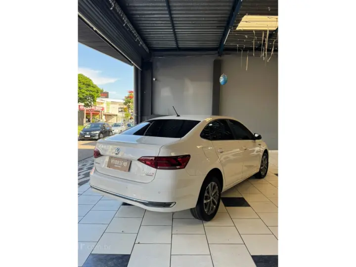 VIRTUS 1.0 200 TSI HIGHLINE AUTOMÁTICO