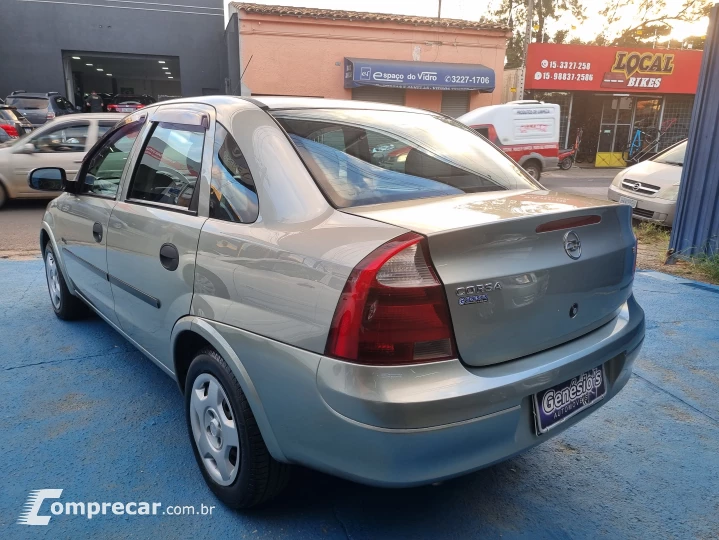 CORSA 1.8 MPFI Maxx Sedan 8V