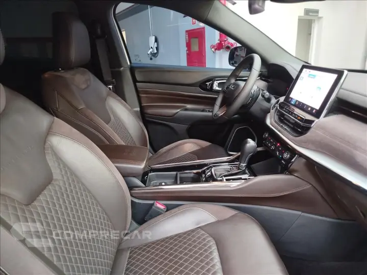 COMMANDER 2.0 Td380 Turbo Overland