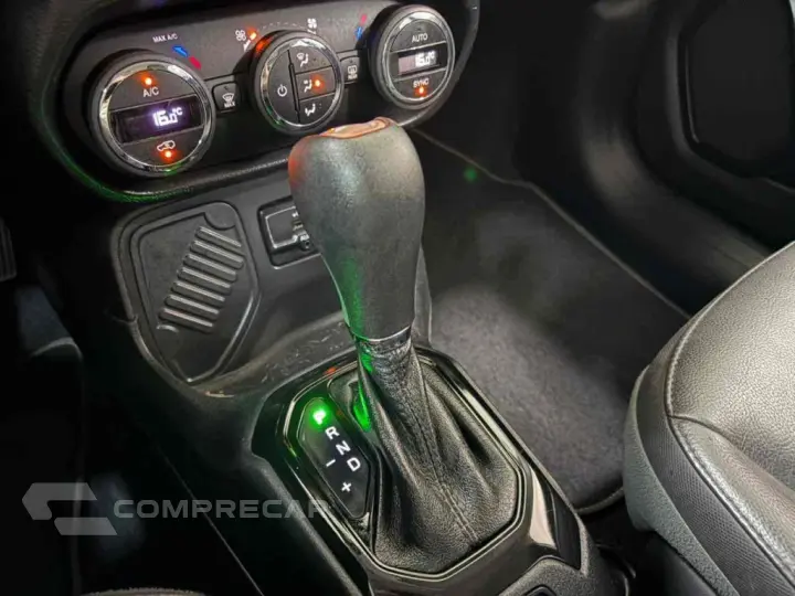 RENEGADE 1.8 16V FLEX NIGHT EAGLE 4P AUTOMÁTICO