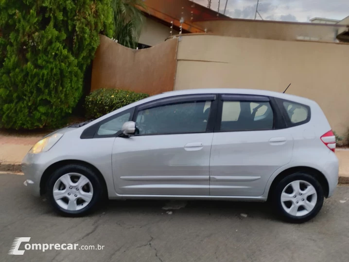 FIT 1.4 LX 8V