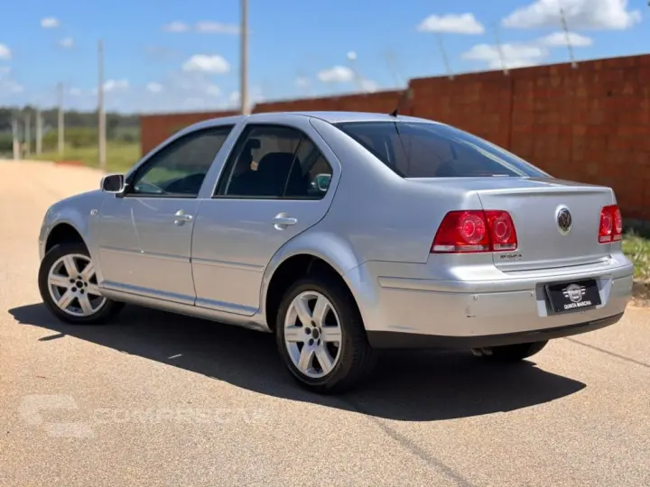 BORA 2.0 MI 8V FLEX 4P AUTOMÁTICO