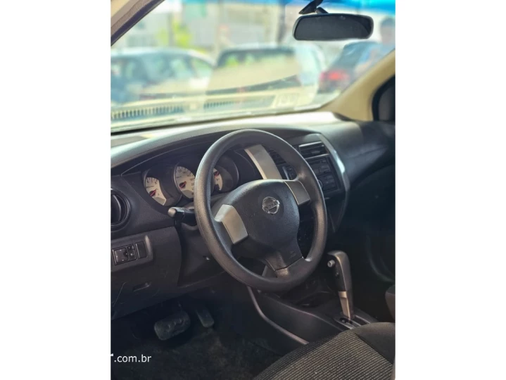 LIVINA 1.8 S 16V FLEX 4P AUTOMÁTICO