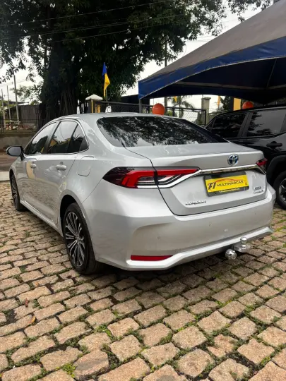 COROLLA 1.8 VVT-I Hybrid Altis Premium