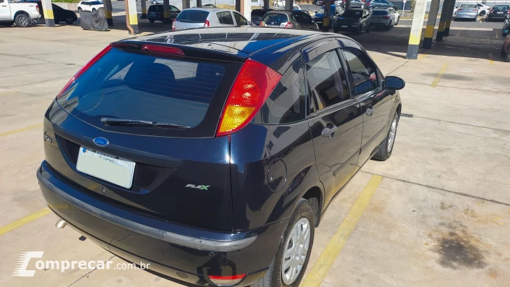 FOCUS 1.6 GL 8V