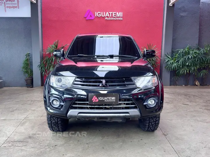 L200 TRITON 3.5 HPE 4X4 CD V6 24V FLEX 4P AUTOMÁTICO