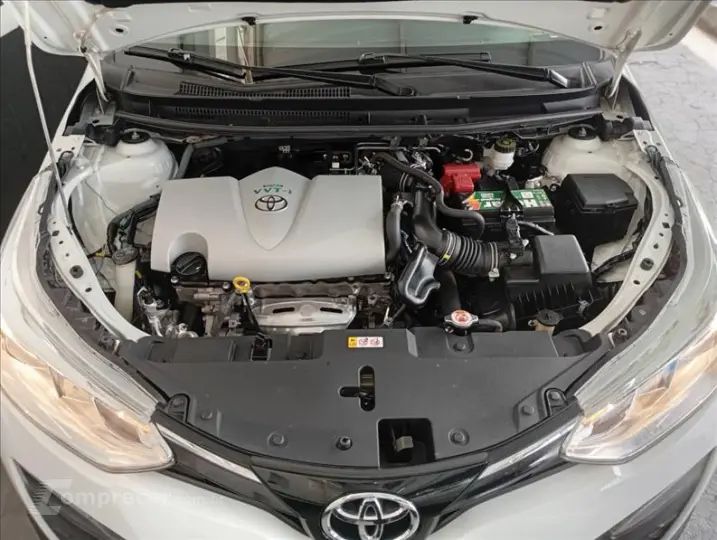 YARIS 1.5 16V X WAY Connect