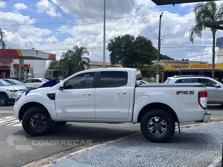 RANGER 2.5 XLS 4X2 CD 16V FLEX 4P MANUAL