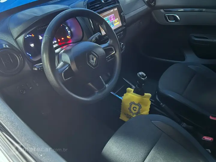 Kwid KWID Intense 1.0 Flex 12V 5p Mec.