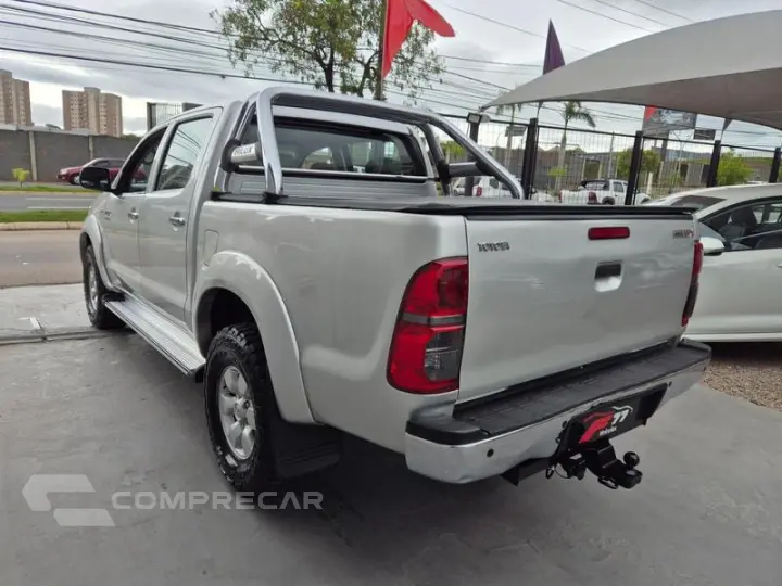 HILUX CD4X2 SRV