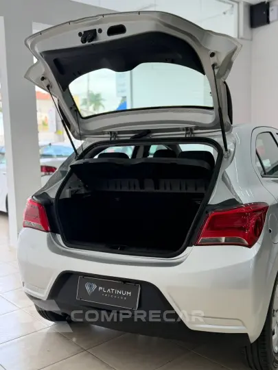 ONIX HATCH LT 1.0 8V FlexPower 5p Mec.