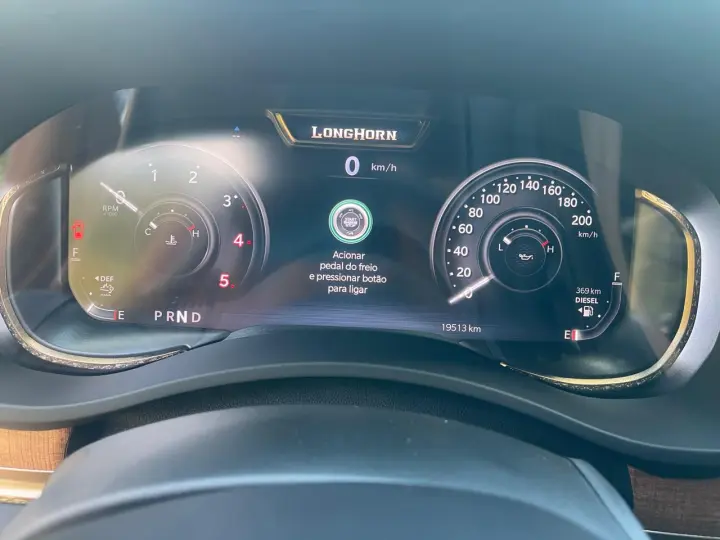 RAM 6.7 3500 Laramie Longhorn 4X4 CD 6 Cilindros Turbo