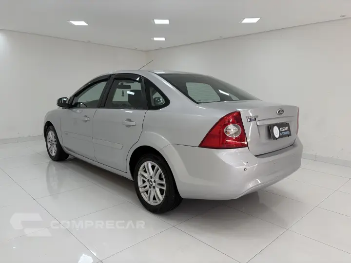 FOCUS 1.6 SE Sedan 16V