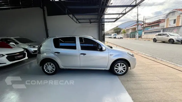 SANDERO Expression Hi-Flex 1.6 8V 5p