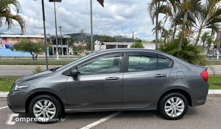 CITY 1.5 LX Sedan 16V