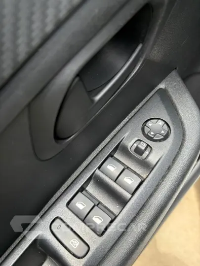 208 Like 1.0 Flex 6V 5p Mec.