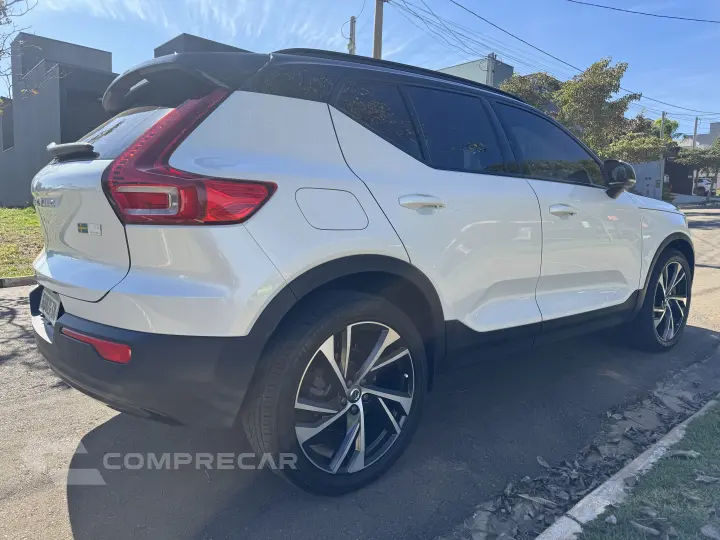 XC40 1.5 T5 Hybrid R-design FWD Geartronic
