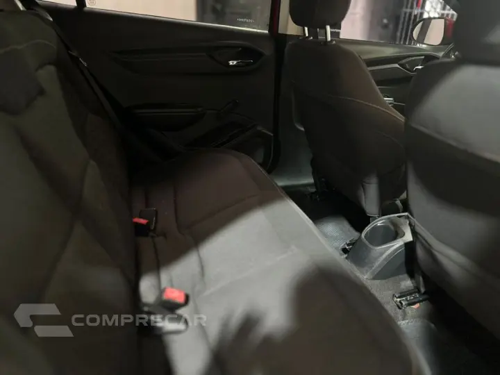 Onix Hatch 1.0 4P FLEX LT PLUS