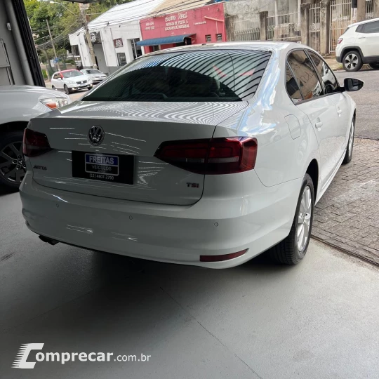 JETTA Comfortline 1.4 TSI 16V 4p Aut.