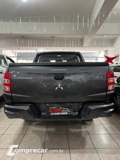 L200 TRITON 2.4 16V Turbo Sport Outdoor GLS CD 4X4
