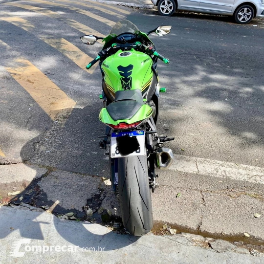 NINJA ZX10R