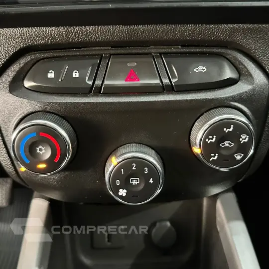 ONIX HATCH LT 1.0 8V FlexPower 5p Mec.