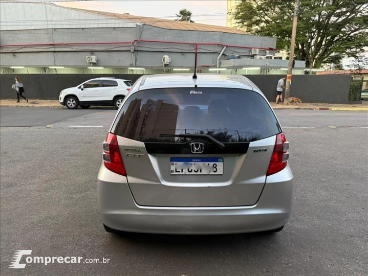 FIT 1.4 LX 16V