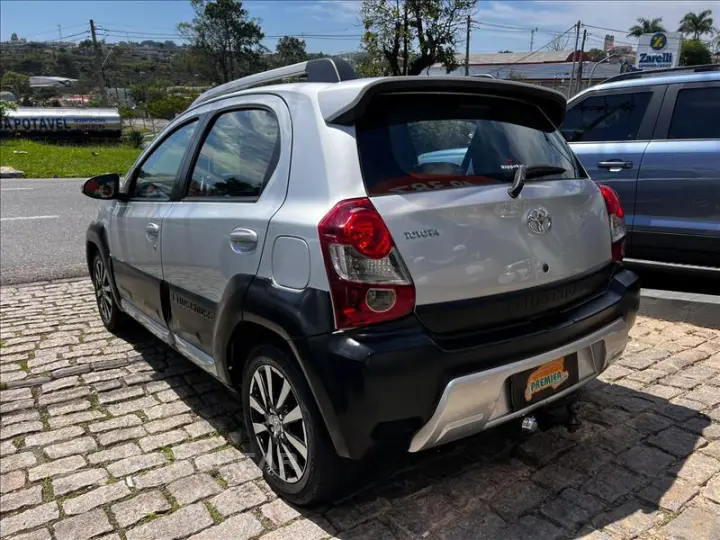 ETIOS CROSS 1.5 16V