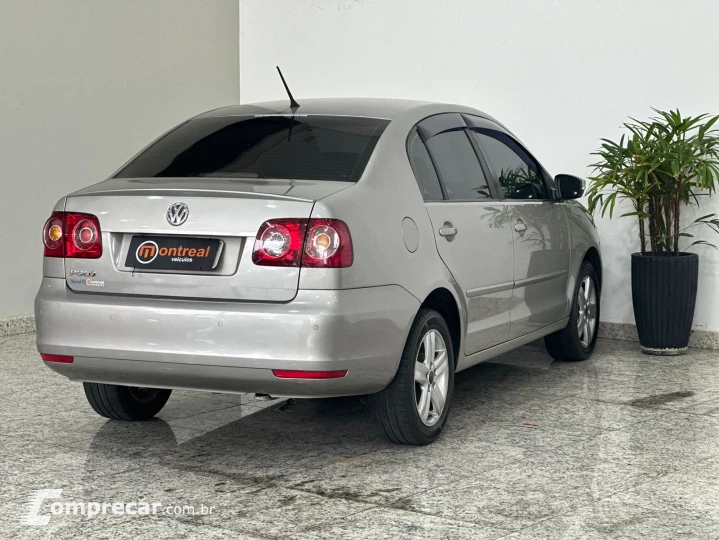 POLO SEDAN 1.6 MI 8V
