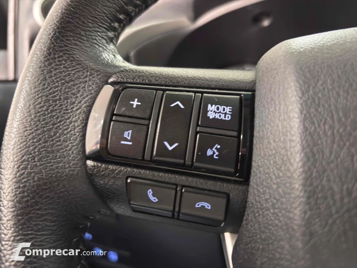 HILUX 2.8 D-4D TURBO DIESEL CD SRX 4X4 AUTOMÁTICO
