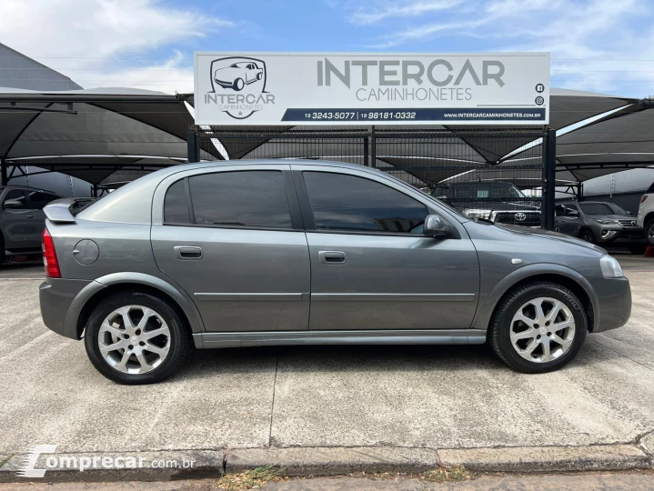 ASTRA 2.0 MPFI Advantage 8V