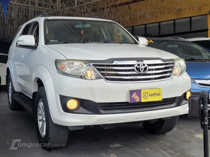 Hilux SW4 SR 4x2 2.7/ 2.7 Flex 16V Aut.