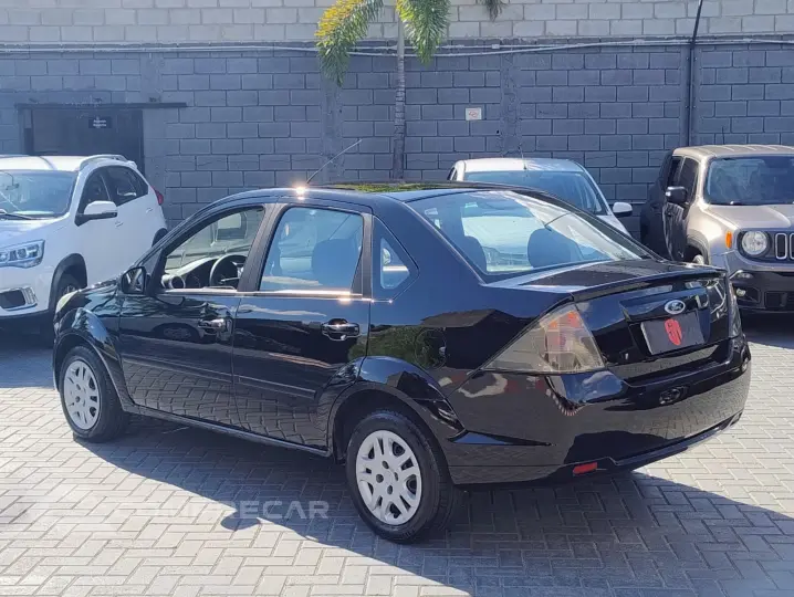 FIESTA 1.6 MPI Sedan 8V