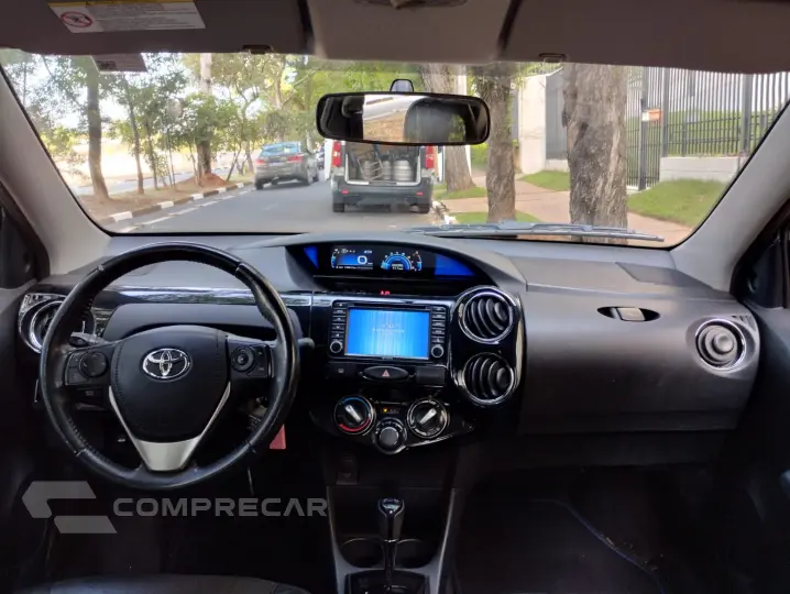 ETIOS 1.5 Platinum Sedan 16V