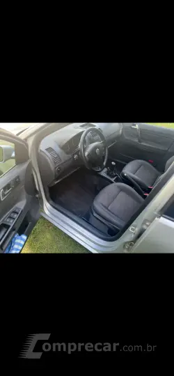 POLO SEDAN 2.0 MI Comfortline 8V